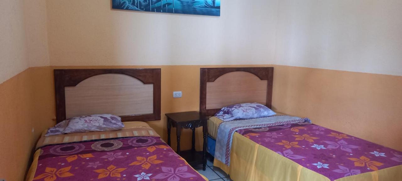 Hotel Peneleu San Pedro La Laguna Zimmer foto
